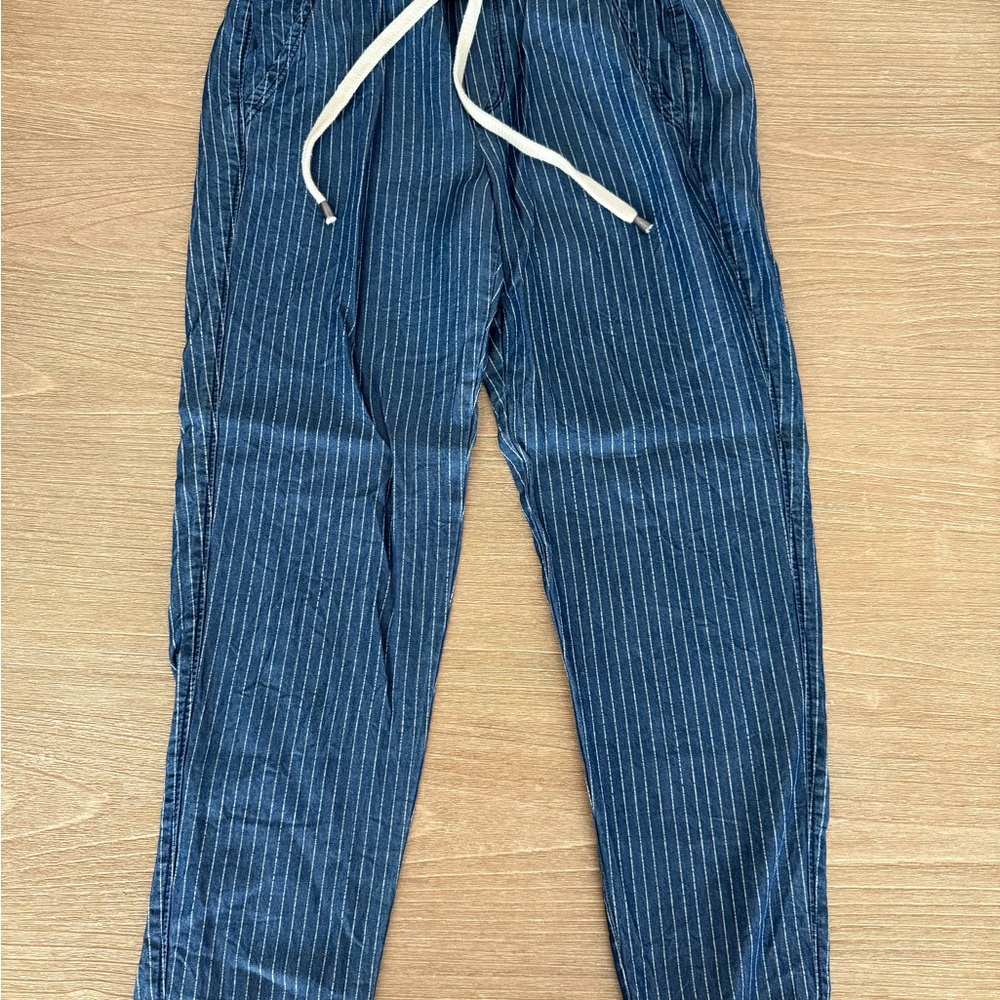 Splendid Navy and White Striped Pants